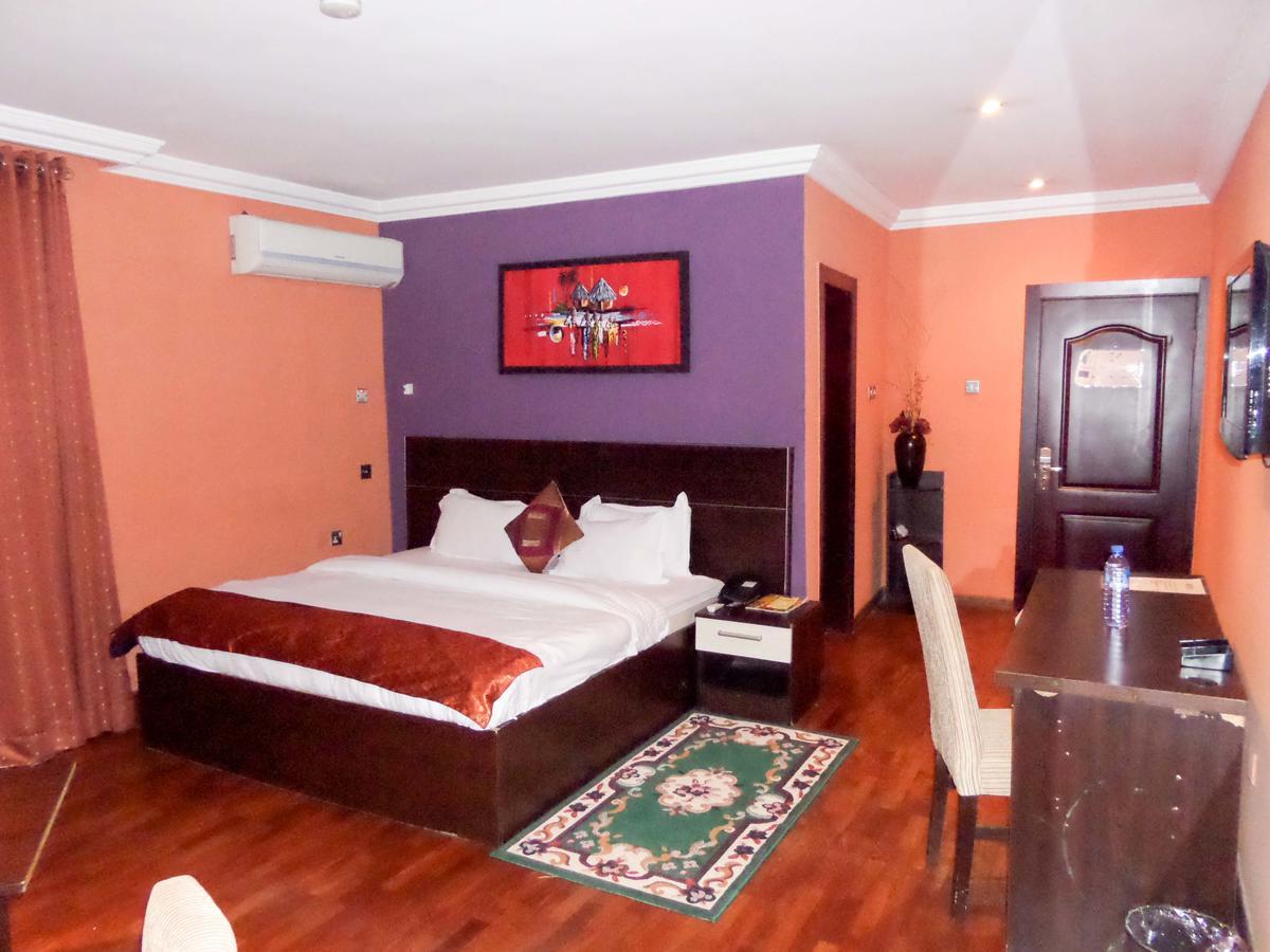 Aries Suites Лагос Экстерьер фото